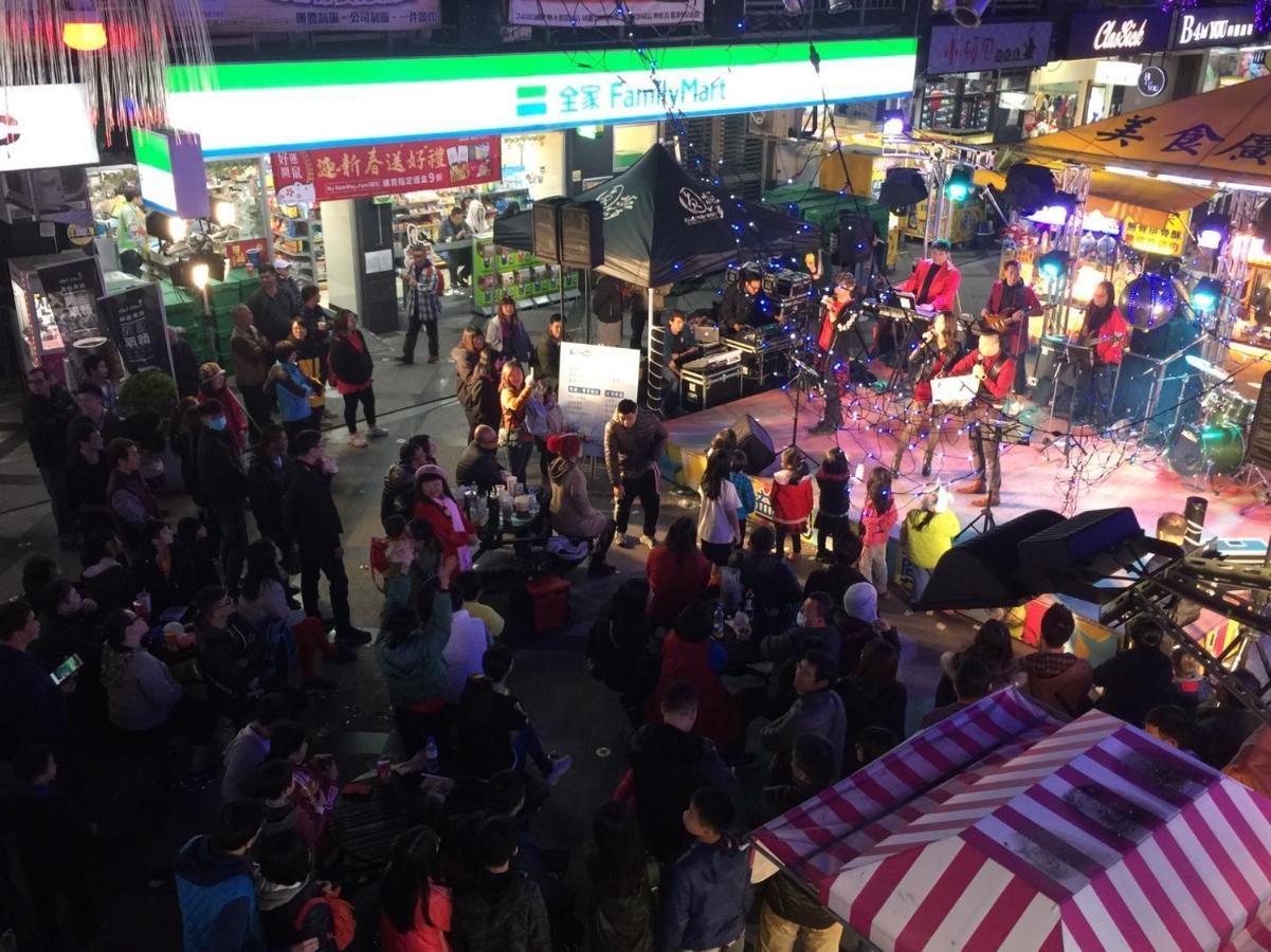 一中西雅圖 Taichung Exterior foto